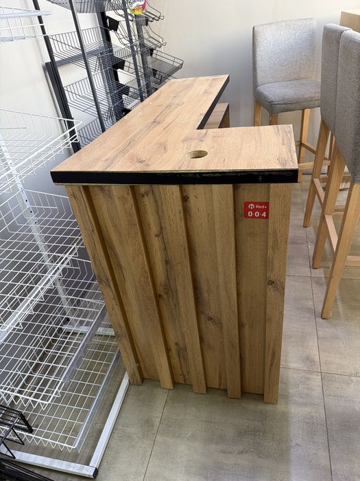 Почти даром продаю ресепшен