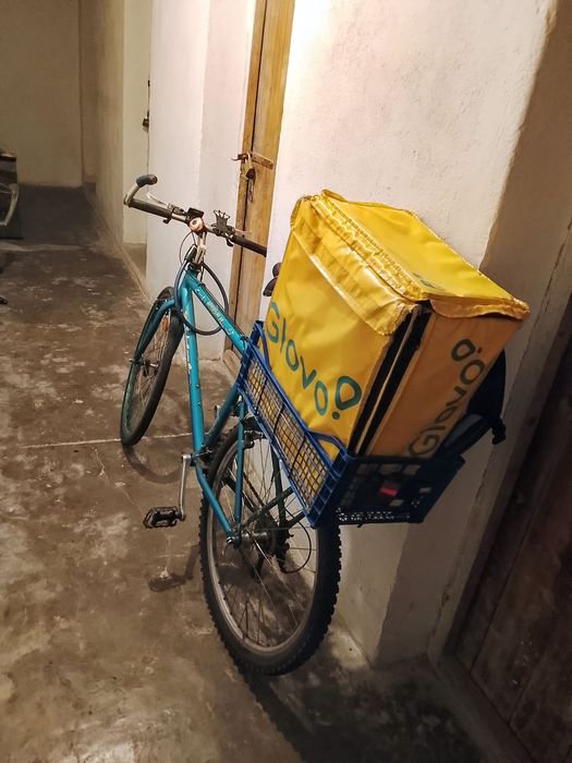 Vând Geantă Glovo-Cel mai mic preț