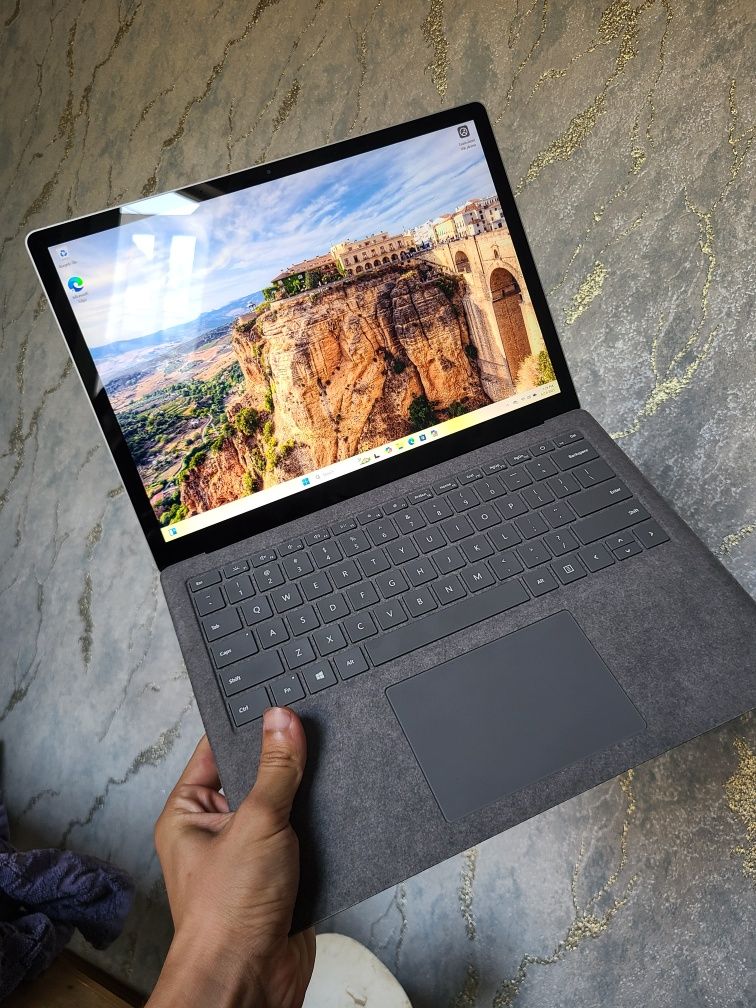 Microsoft Surface Laptop 3 16/256GB