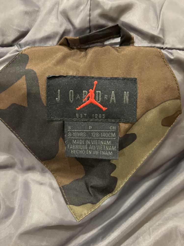 Яке Nike Jordan 8-10 години