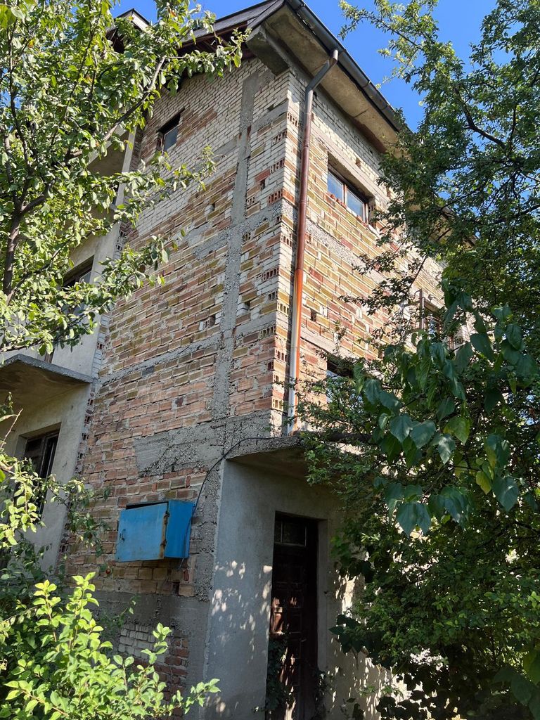 Продава се Къща в Пазарджик, Устрем - 204 кв.м за 569 €/кв.м - Снимка #4