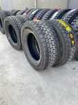 Фураларга 315/70R22.5 размер олдига ва орқа тигачга балонлар бор