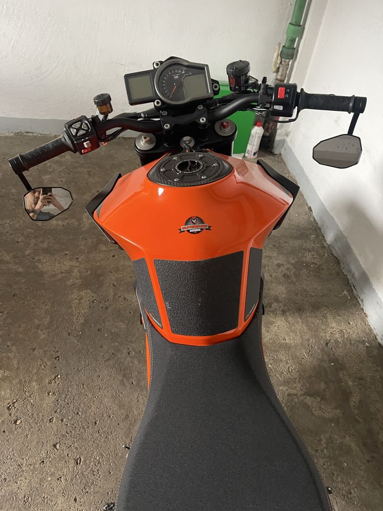 KTM 1290 Super Duke R 2016