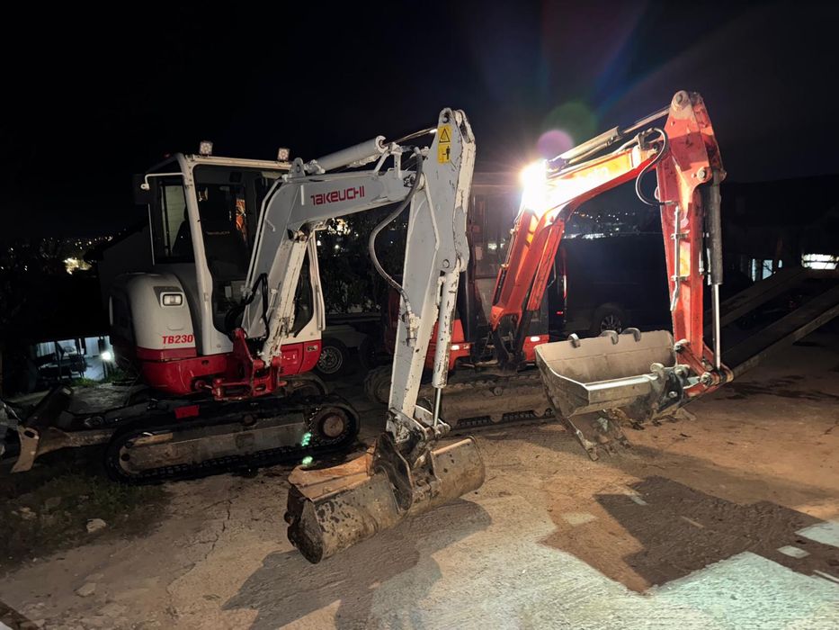 Lucrari Miniexcavator 2 T - 3.5 T Excavari Sapaturi Demolari Transport
