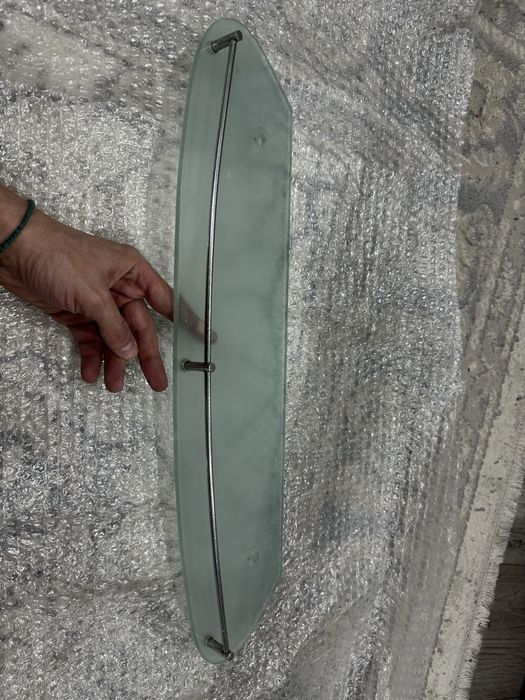 Стеклянная полка