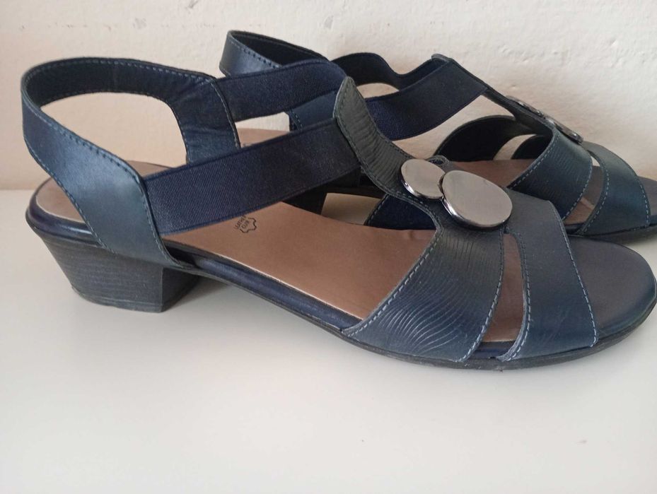 Сандали, размер 41 - 20 лв.