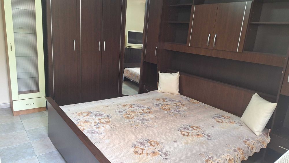 Дава се под наем Етаж от къща в София, Надежда 1 - 100 кв.м за 229.5 € - Снимка #3