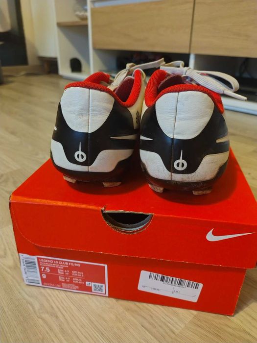 Бутонки Nike Legend 10 #39