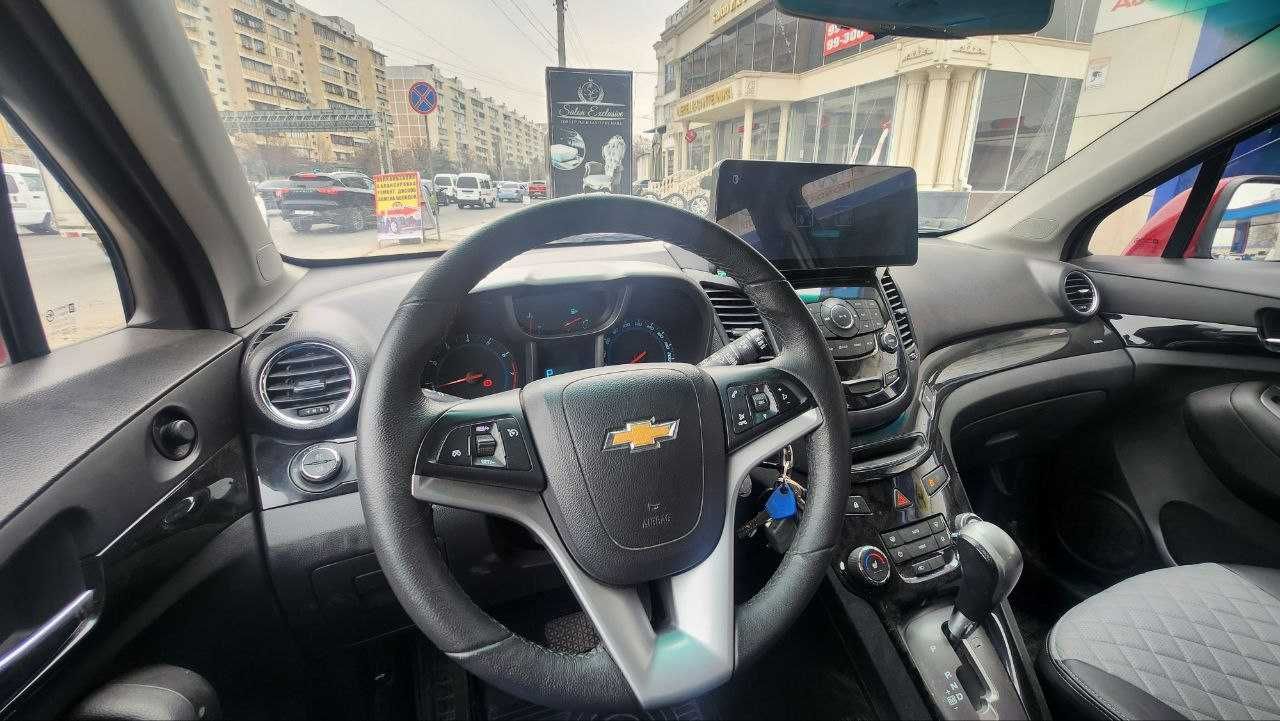 Chevrolet Orlando Орландо 2015 автомат. 7 мест.