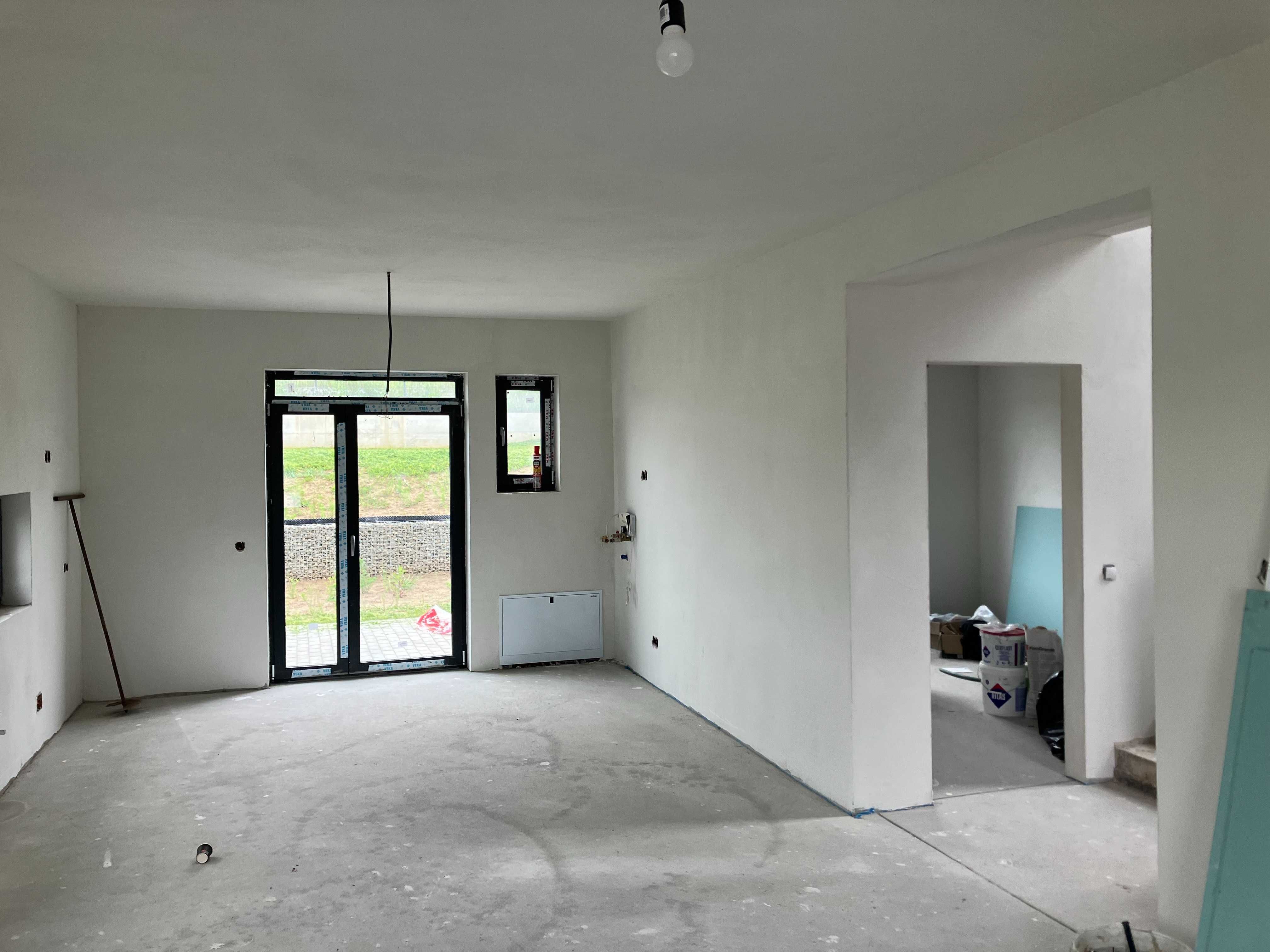 Persoana fizica VAND sau SCHIMB casa in CORUSU