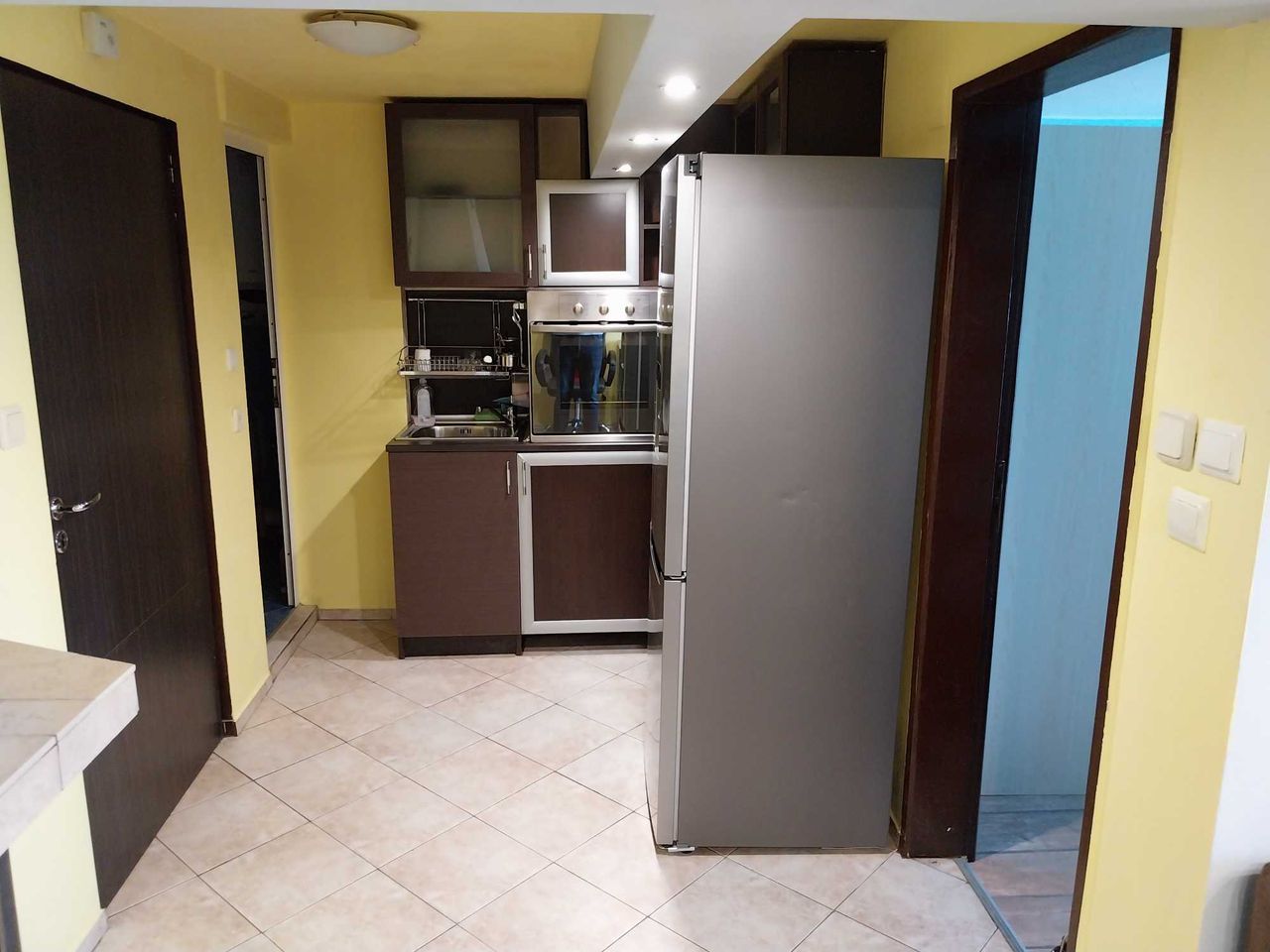 Дава се под наем Двустаен апартамент в София, Сухата река - 50 кв.м за 700 € - Снимка #3