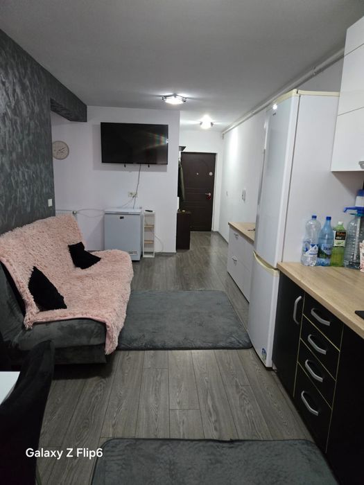 Inchiriez apartament 2 camere