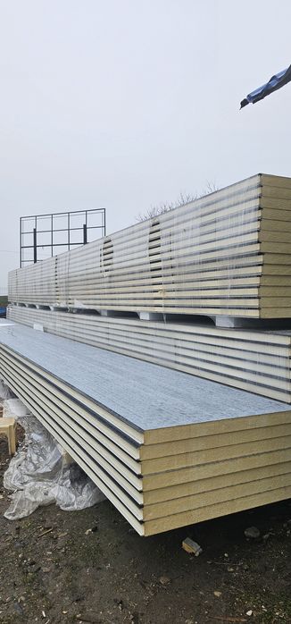 Panouri sandwich Noi!