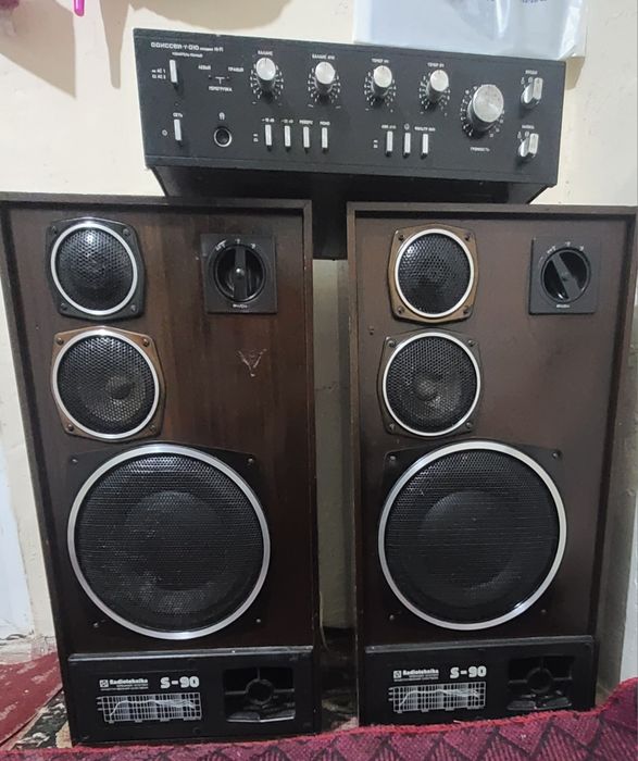 S90 колонка усилитель Одиссей-у-010