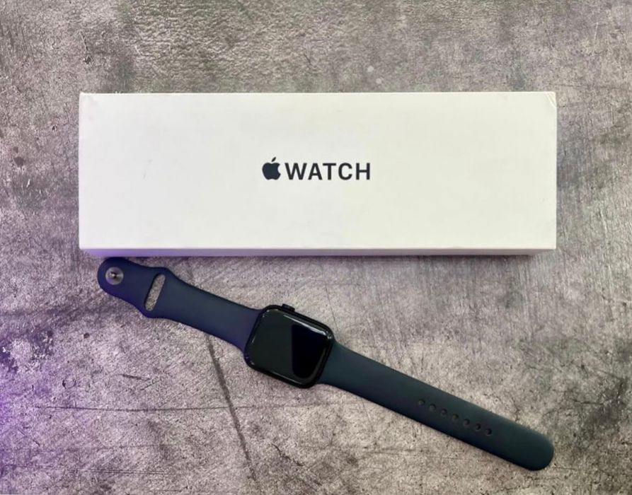 Apple watch Se 2 40mm в отличном состоянии ,гарантия