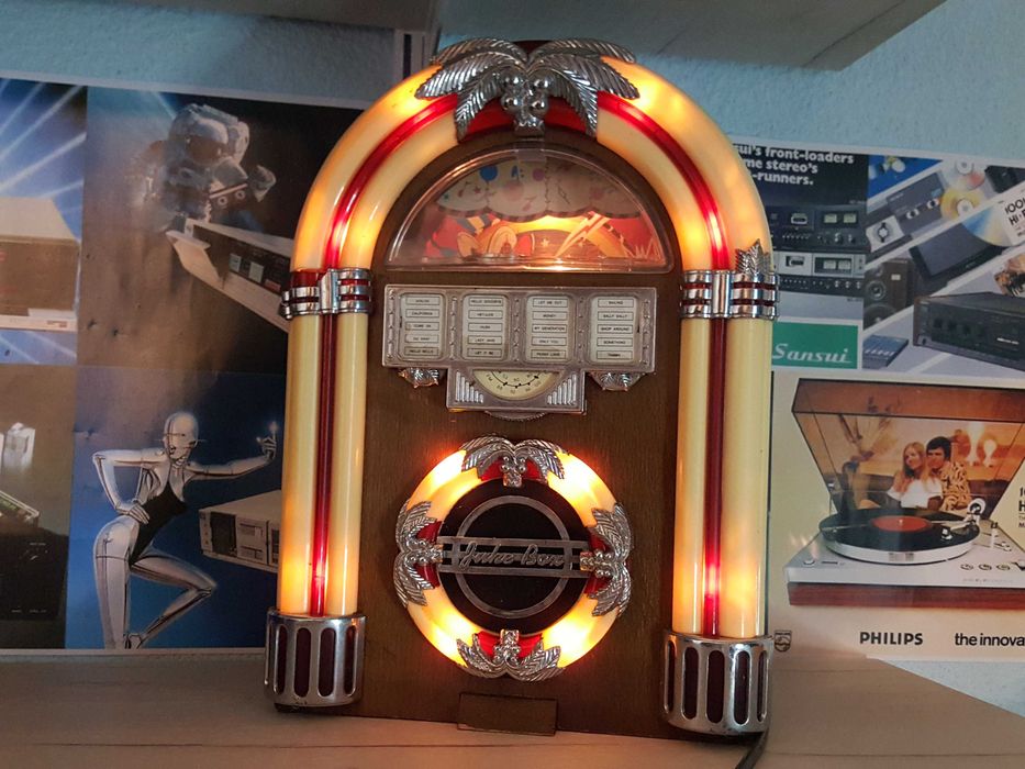 Radio Tonomat Juke Box carcasa de lemn masiv (Germany)
