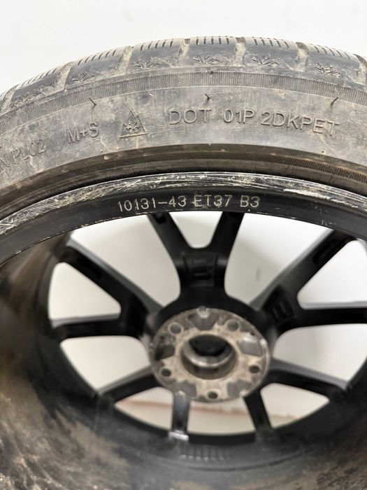 Гуми 245 40 20 и 275 35 20 с джанти 5х120  спорт пакет