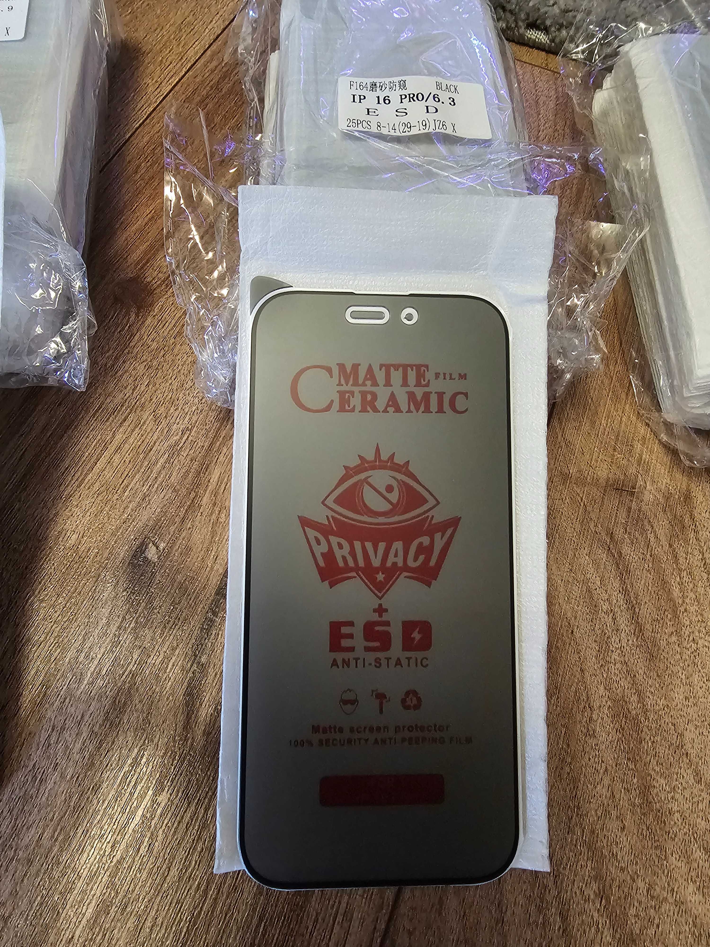 Folie Iphone 16/16 Pro/16 Pro Max/16 Plus Privacy Mata Ceramica