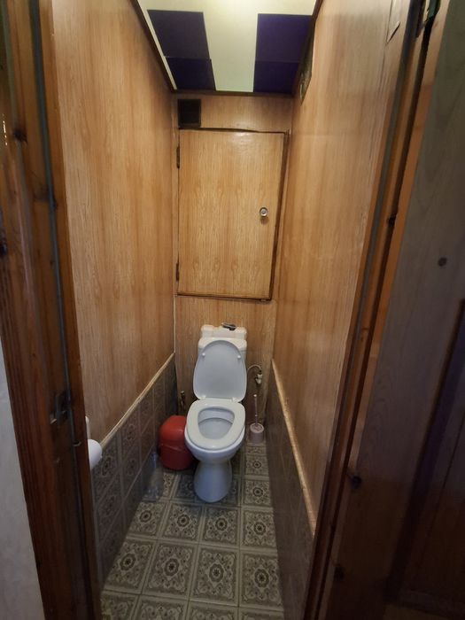Продаю 3 ком квартира на 5 этаже 5 этажного дома. Тузель 2.