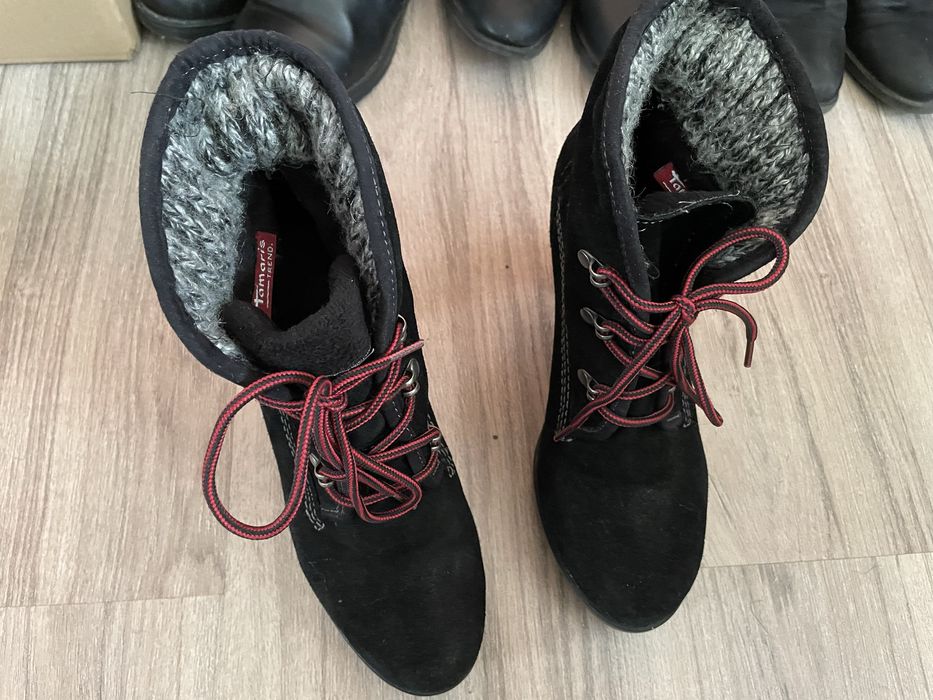 Дамски велурени боти на ток