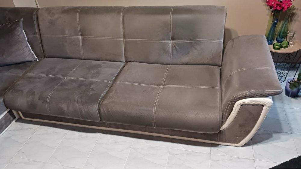 Ъглов диван от две части