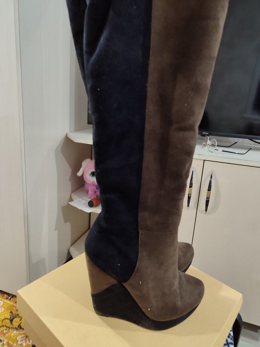 Сапоги женские..