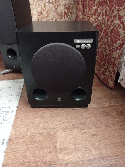 Топовый сабвуфер YAMAHA Soavo- 900SW.