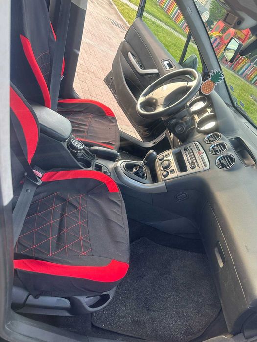 Peugeot 308 1.6 бензин