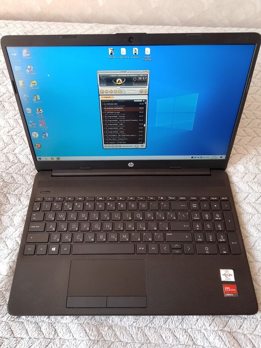 Ноутбук HP практически новый