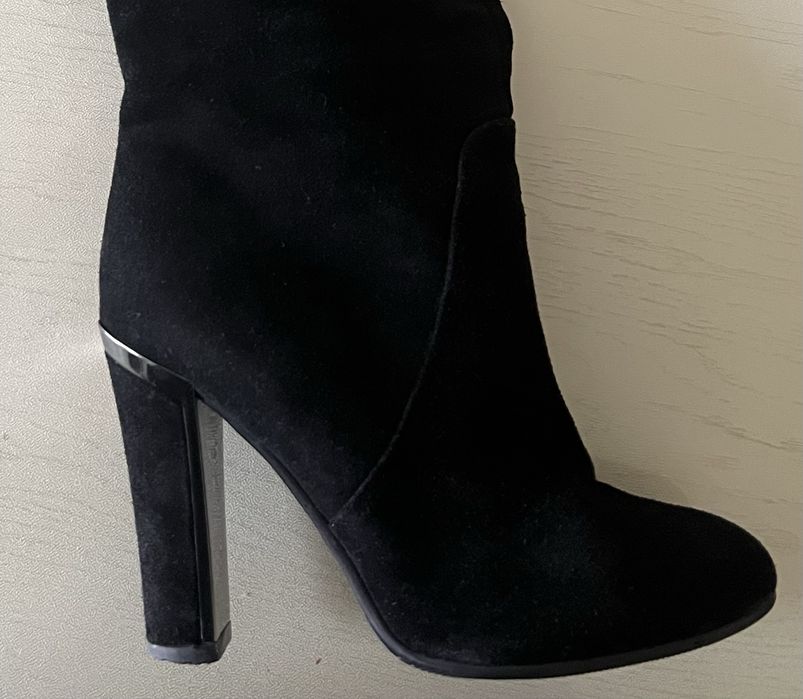 Продам сапоги женские ботфорты basconi