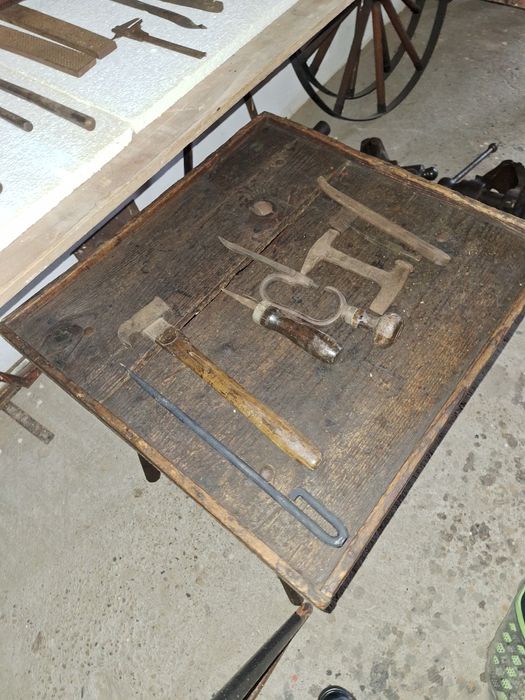 Vând set unelte fierar/covaci