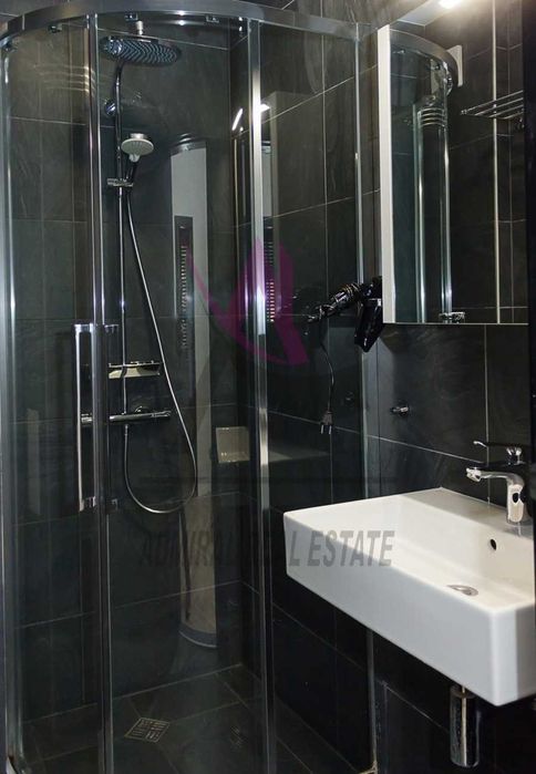 Естетика и Класа! Топ Локация! Тристаен- Гръцка Махала