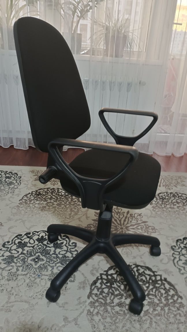 Кресло компьютерное