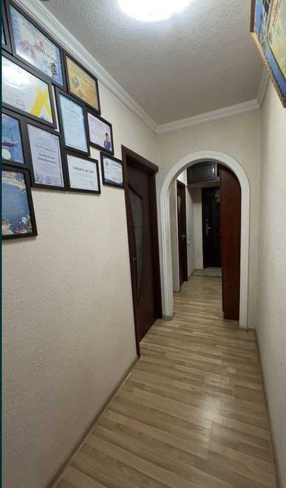 Продаётся 2х квартира на 4 этаж орр КРЫТЫЙ
