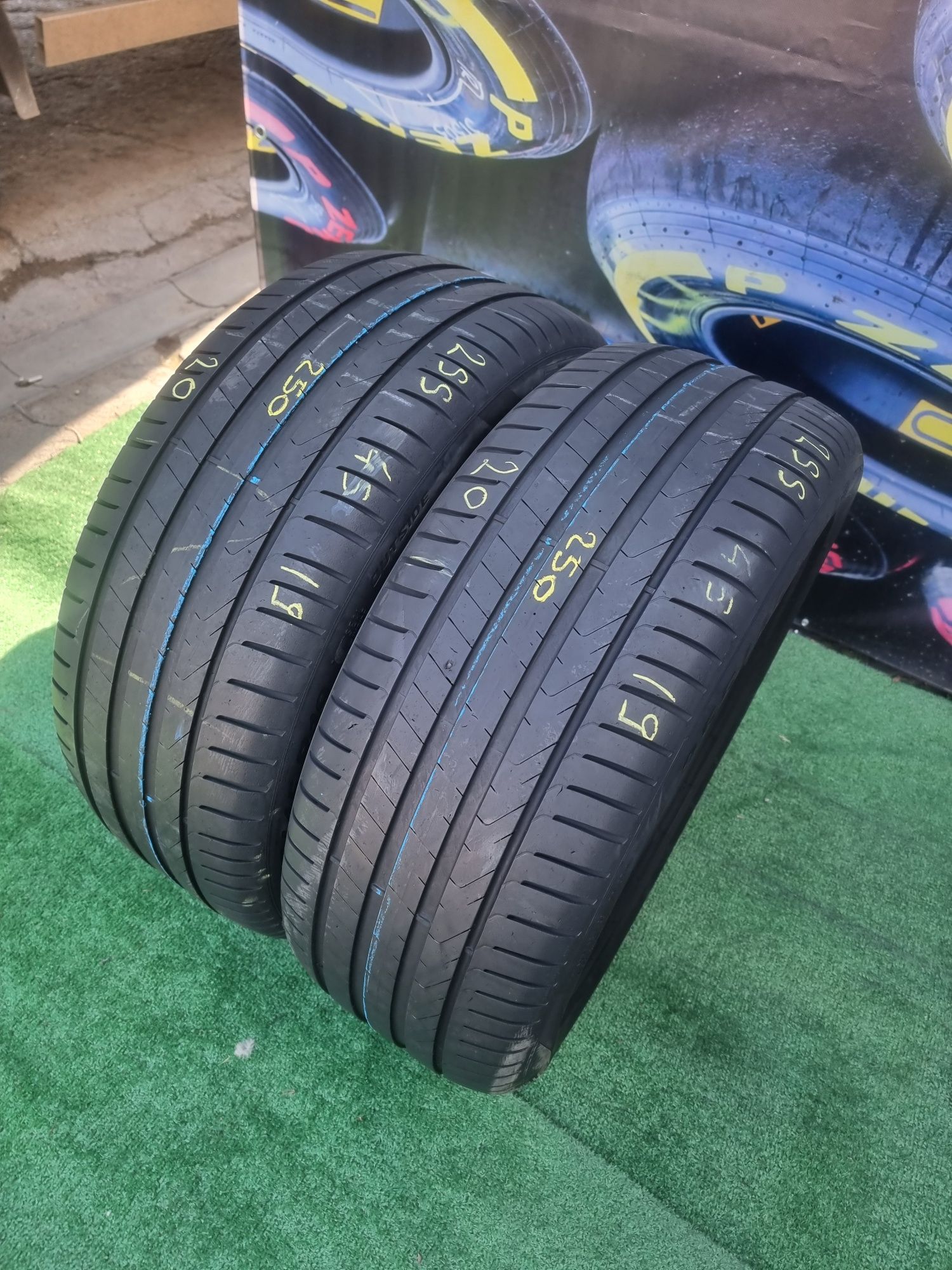 255.45.19 pirelli