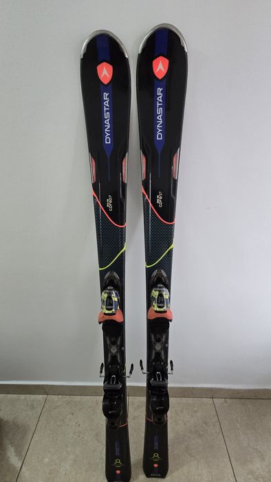 Schiuri Dynastar Intense 8 2020/2021