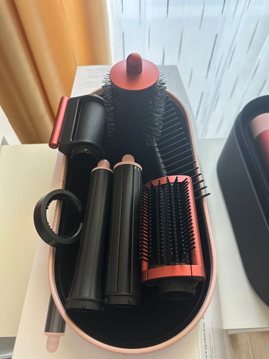 Dyson Airwrap long