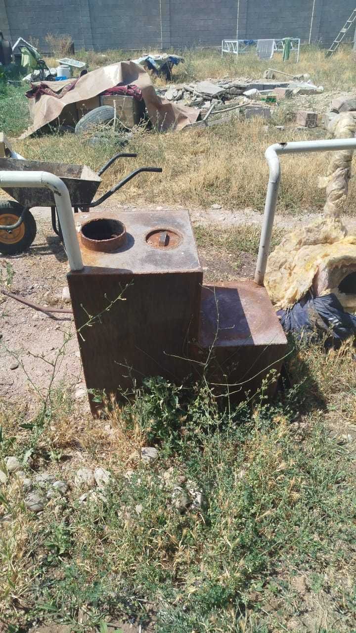 Продается печка для дома два в одном газовая и угольная