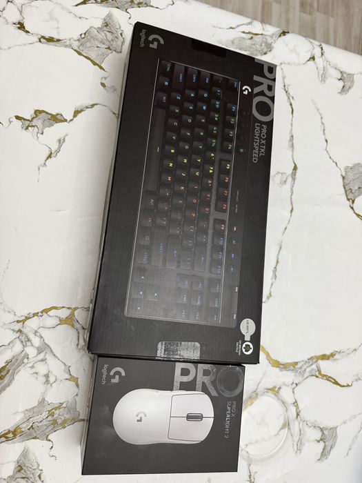 Logitech мышь и клавиш