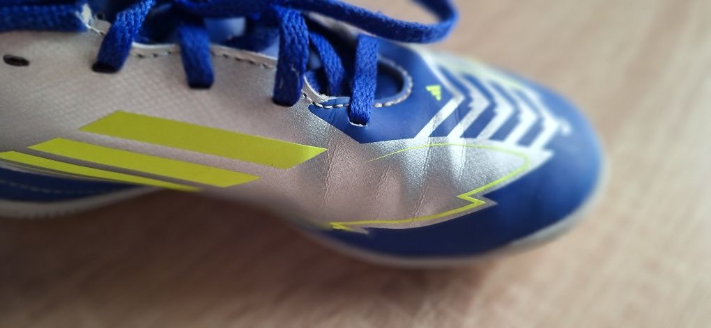Детски футболни маратонки F50 Club Messi