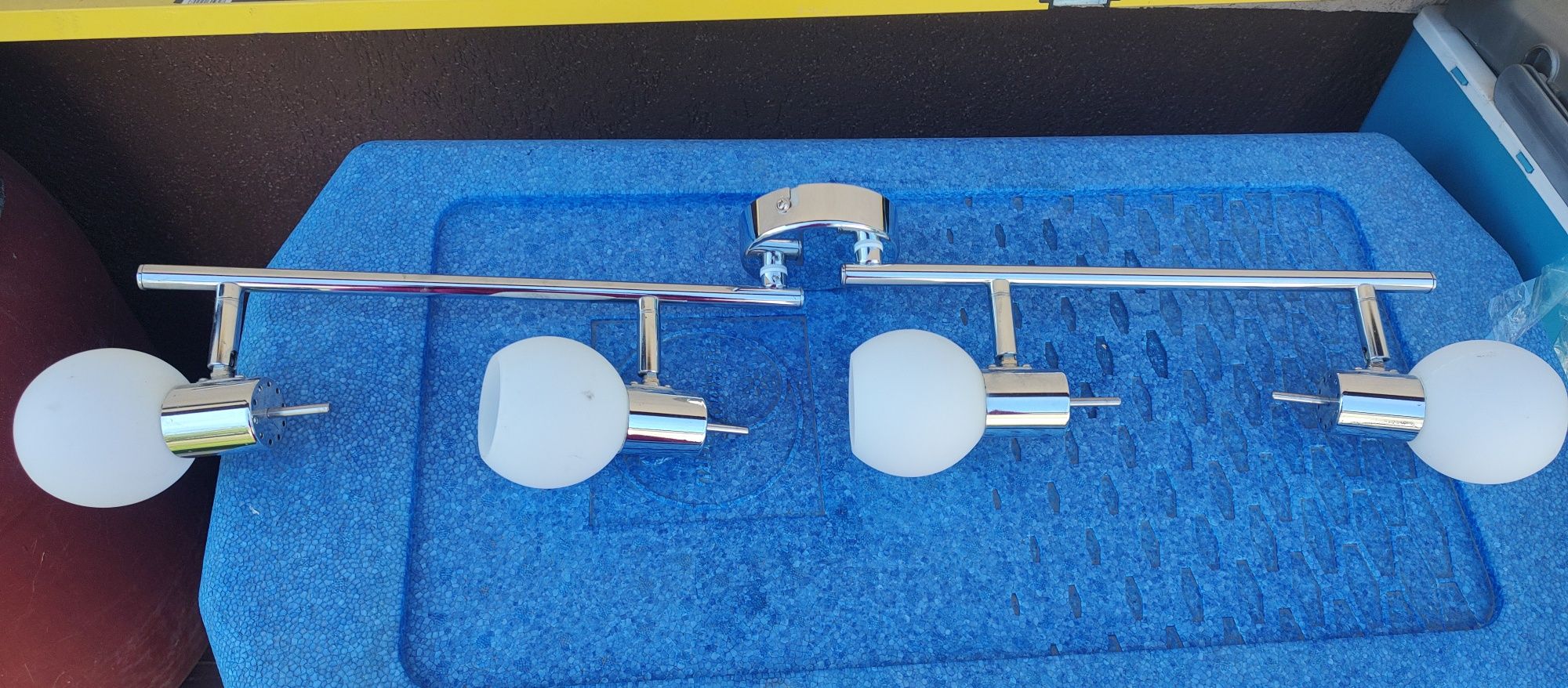 Lustre pentru iluminat