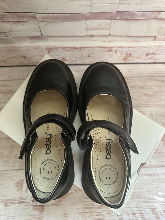 Школьные туфли кожа Betsy