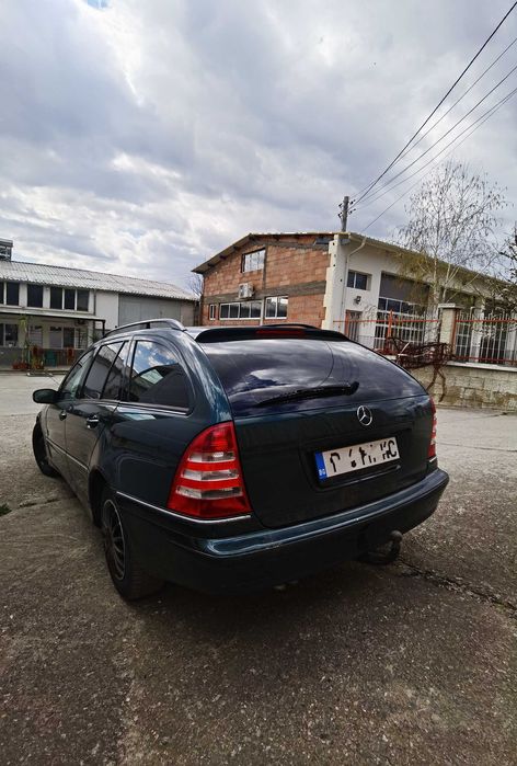Mercedes benz w203 c200 на части