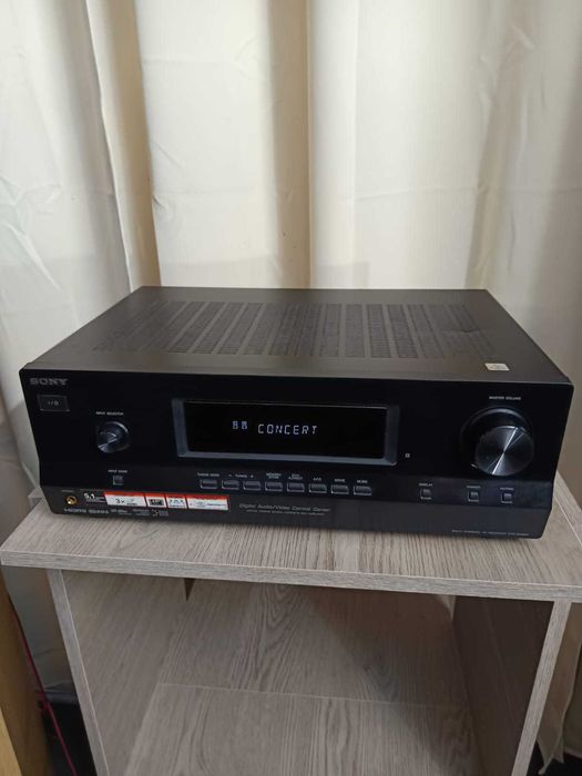Amplificatoare, boxe, pickup, colectii de viniluri