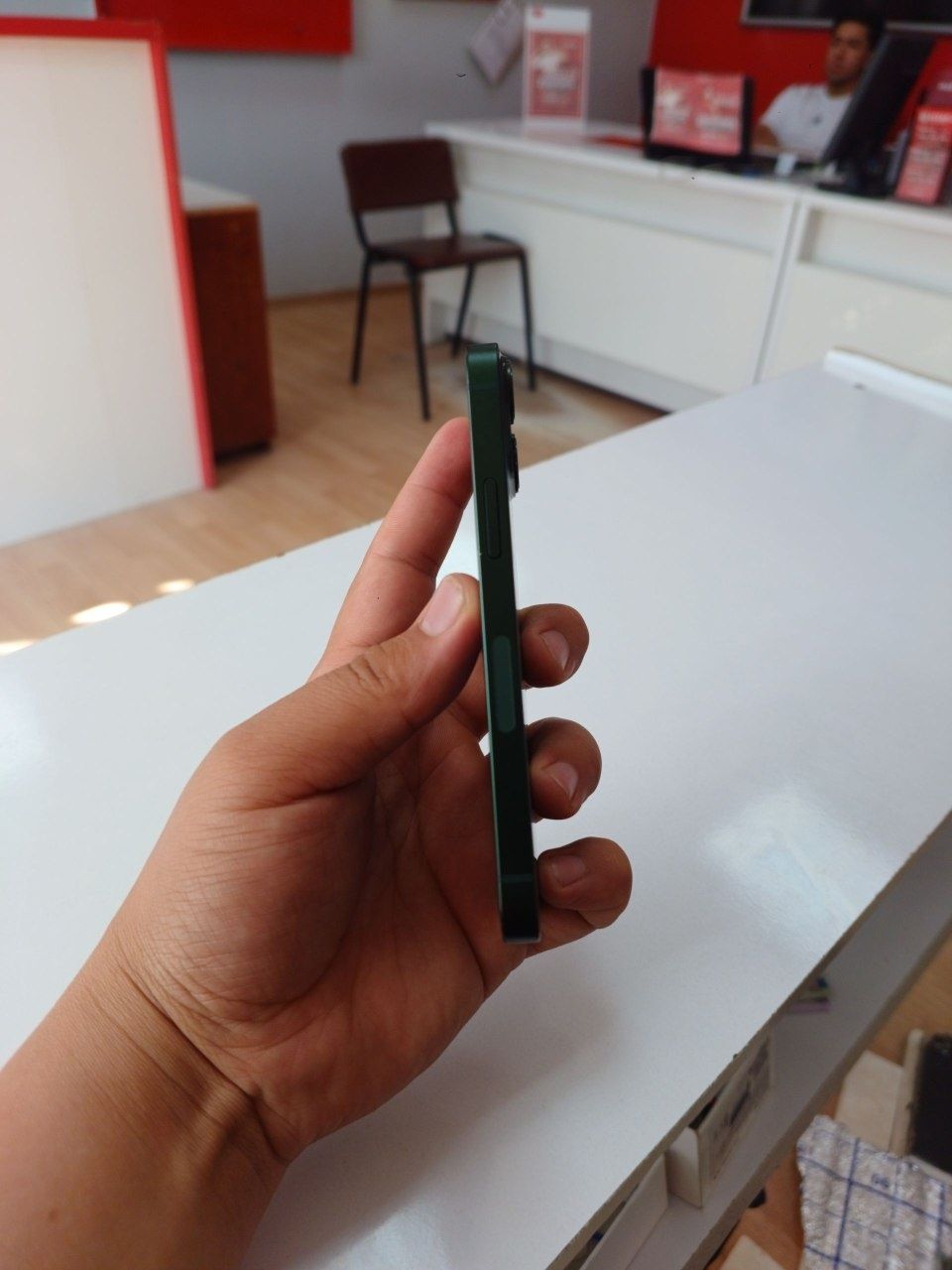 iPhone 13 Mini iCloud