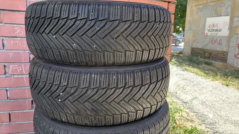 Продавам 2бр. Зимни гуми 205/55/16 Michelin / Мишелин