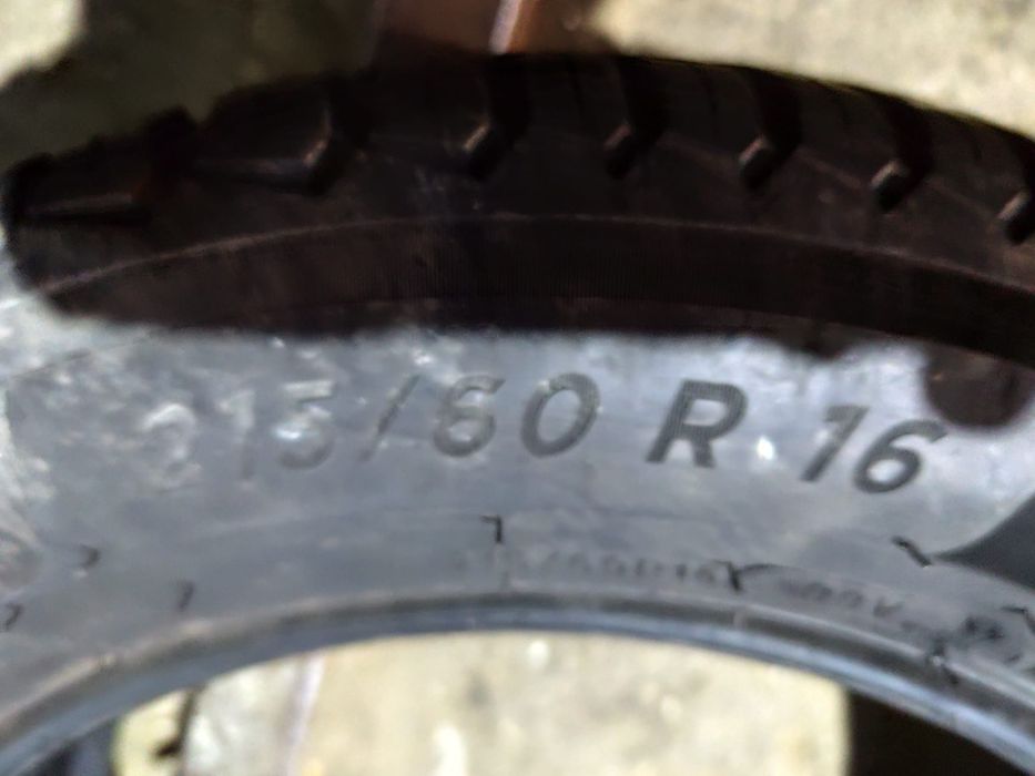 Anvelope 215 60 R16 iarna kumho