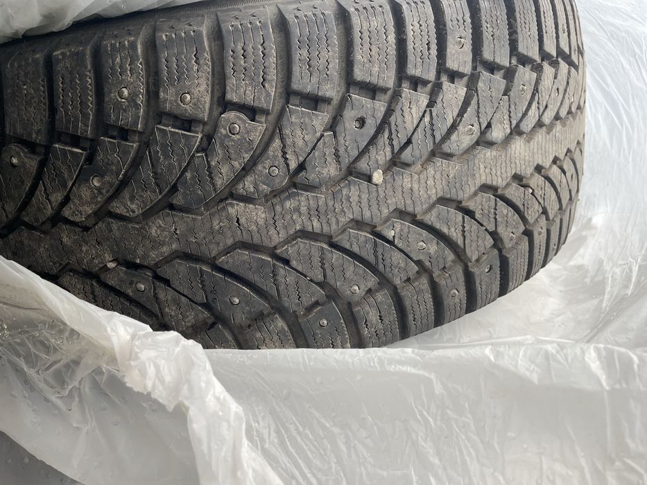 Резина 225/55 R18 бу