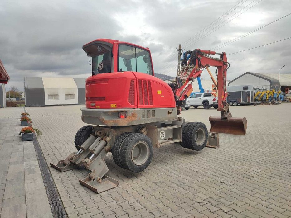 Excavator pe roti Wacker Neuson EW65 cu Powertilt