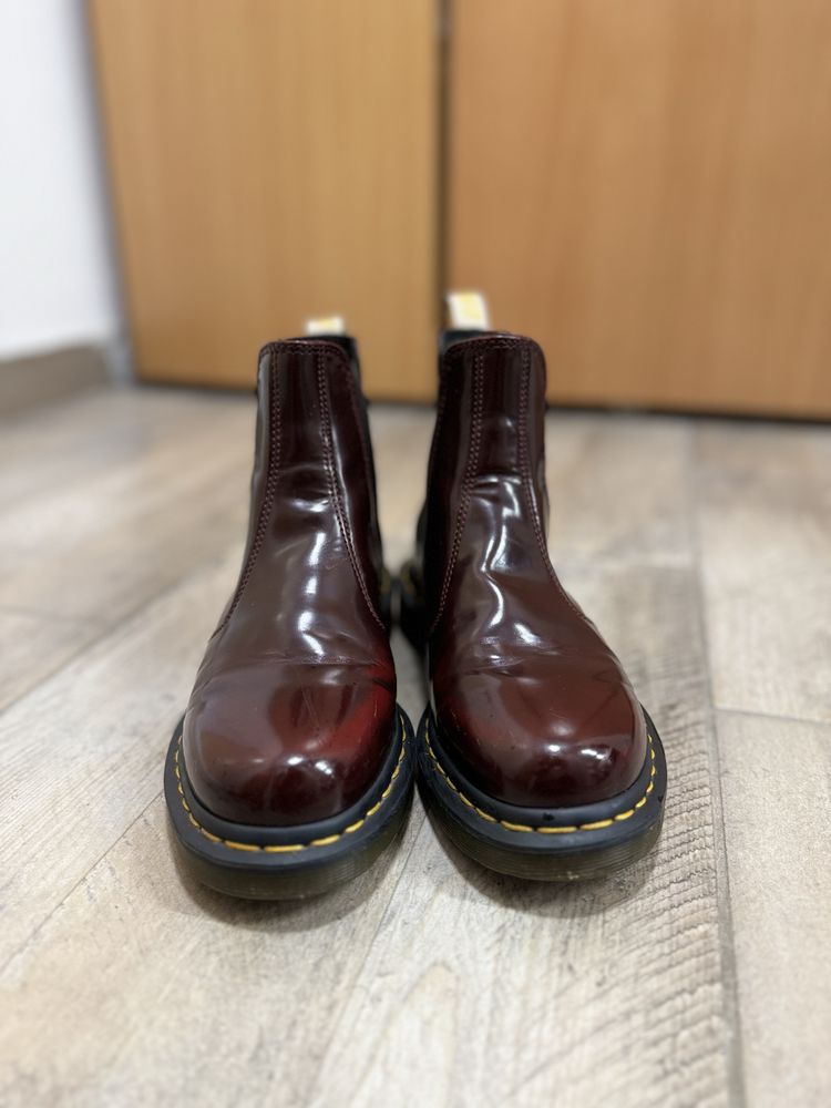 Cizme / Ghete / Bocanci Dr Martens 9/10, marimea 39, Original